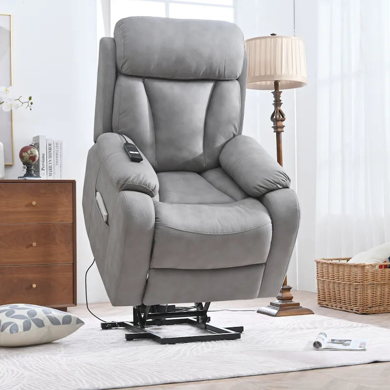 Fauteuil releveur électrique en tissu gris pour personnes âgées, avec télécommande, coussin rembourré, poche latérale et structure robuste.
