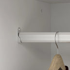 Armoire traditionnelle Home à 2 tiroirs, autoportante, en bois laqué blanc - 63 po L x 71,3 po