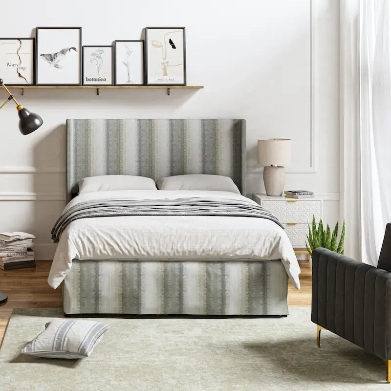 Housse de lit Louise traditionnelle lavable, capitonnée en métal, par HULALA HOME