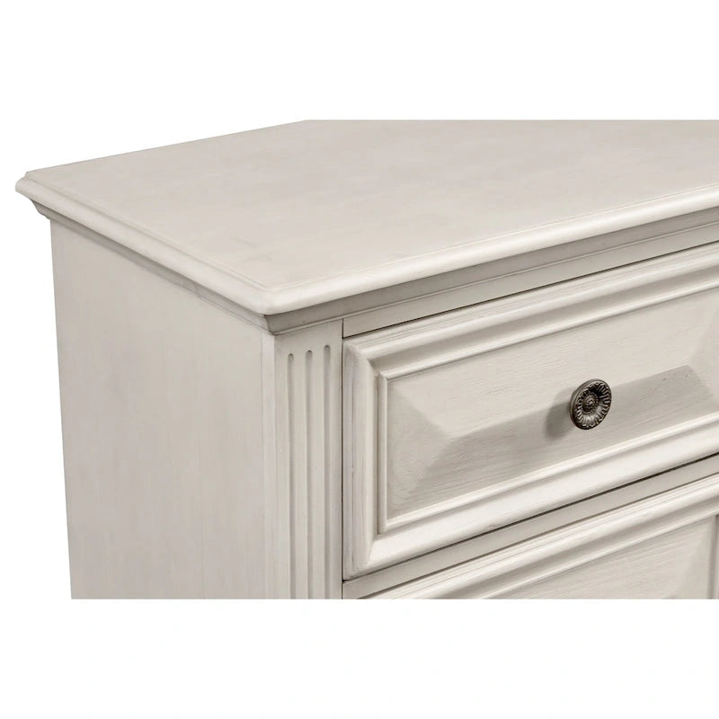 Ensemble de chambre à coucher Roundhill Furniture Renova en bois parchemin vieilli avec lit à panneaux, commode, miroir, table de chevet et commode haute.