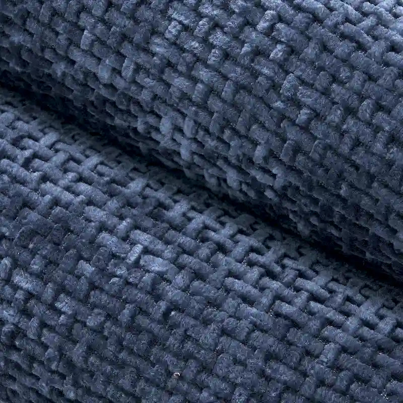 Canapé deux places en velours avec pieds en métal doré pour salon