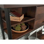 Bureau d'ordinateur Briarbrook avec étagère Bo