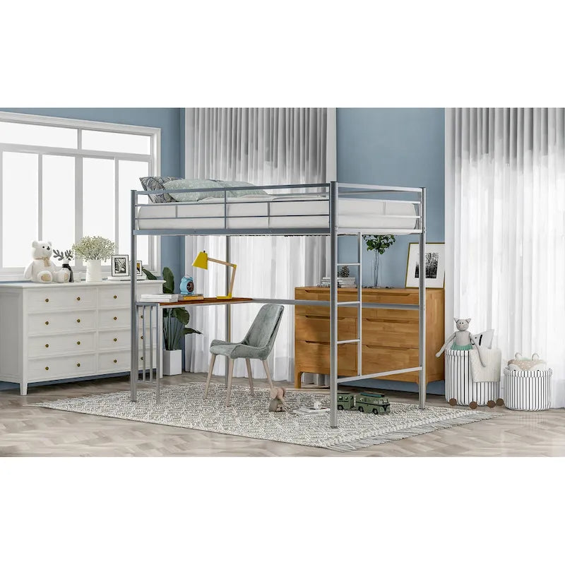 Lit mezzanine en métal avec bureau, échelle et barrières de sécurité