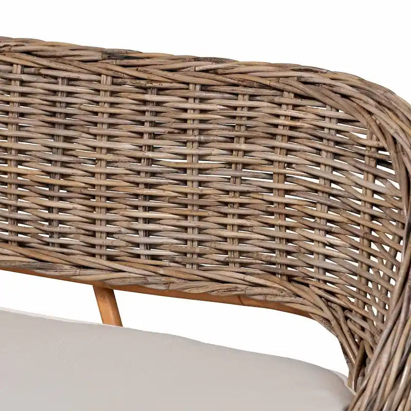 Ensemble coin repas Raisa style bohème moderne, banc en rotin kubu naturel et table en bois