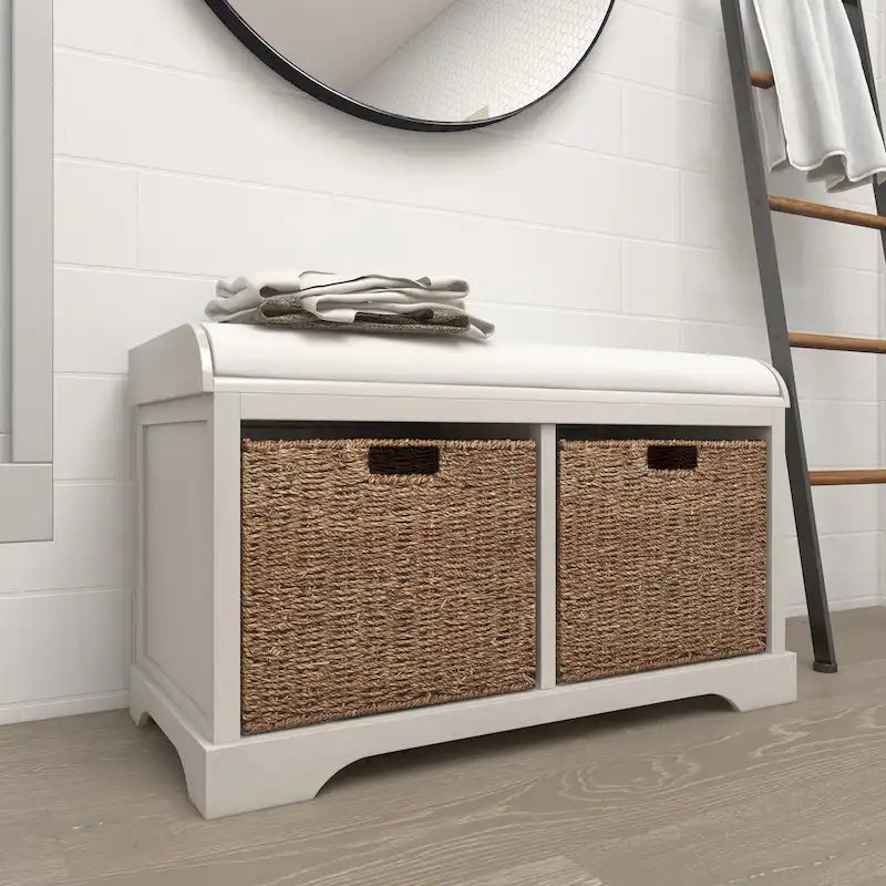 Banc de rangement en bois avec paniers en jonc de mer brun et assise rembourrée - Blanc - Roche River Decor